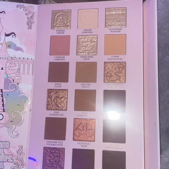 Plouise i still believe 2024 advent calendar makeup book day 25 palette - Picture 6 of 8